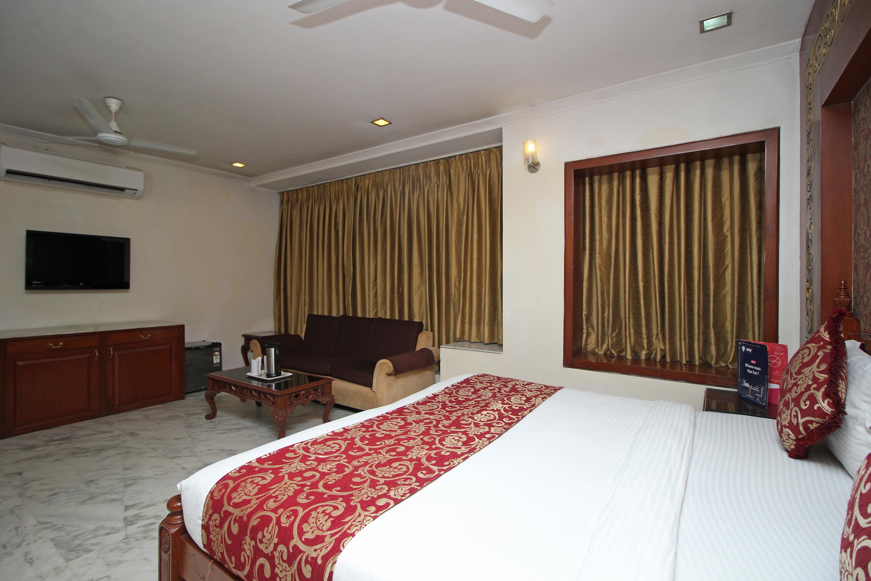 Oyo 5915 Hotel Swagath Nowe Delhi Zewnętrze zdjęcie