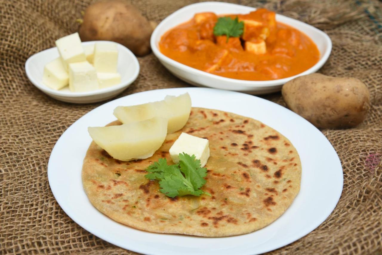 Oyo 5915 Hotel Swagath Nowe Delhi Zewnętrze zdjęcie